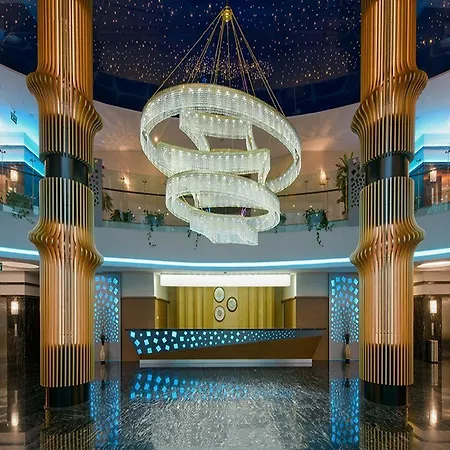 Hotel &
