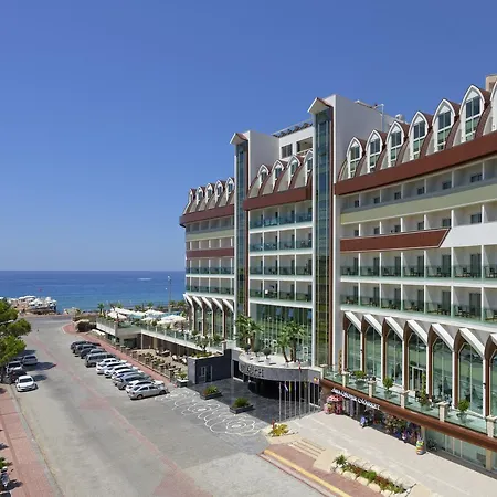 Hotel &