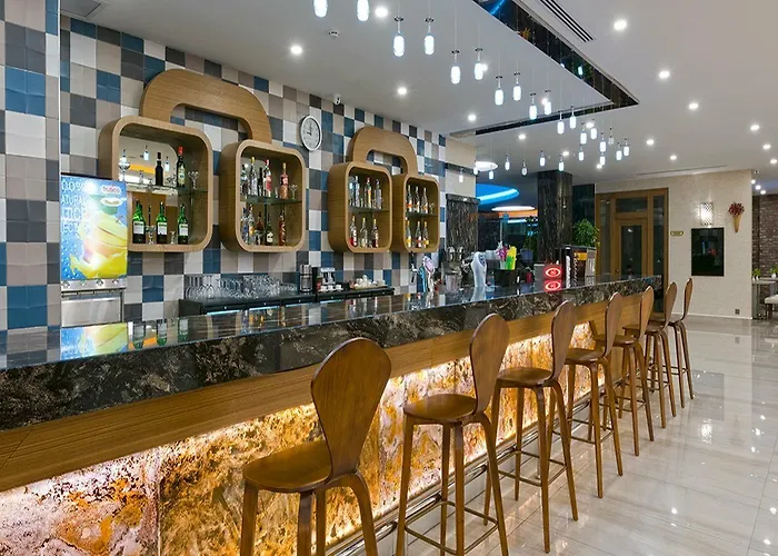 & 酒店